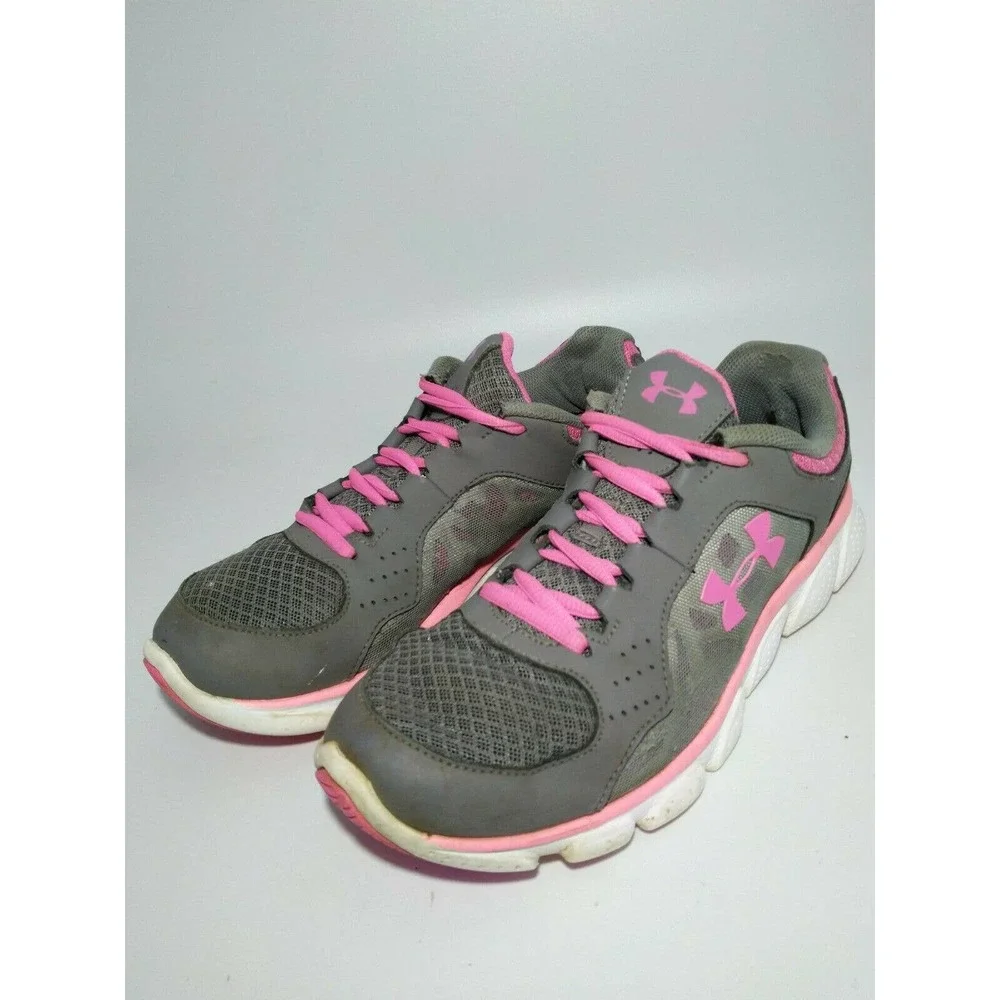 Women’s Under Armour Gray/Pink Sneakers 8.5